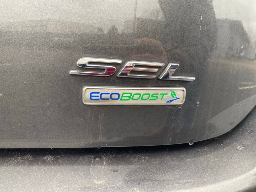 Used 2015 Ford Edge SEL image 12