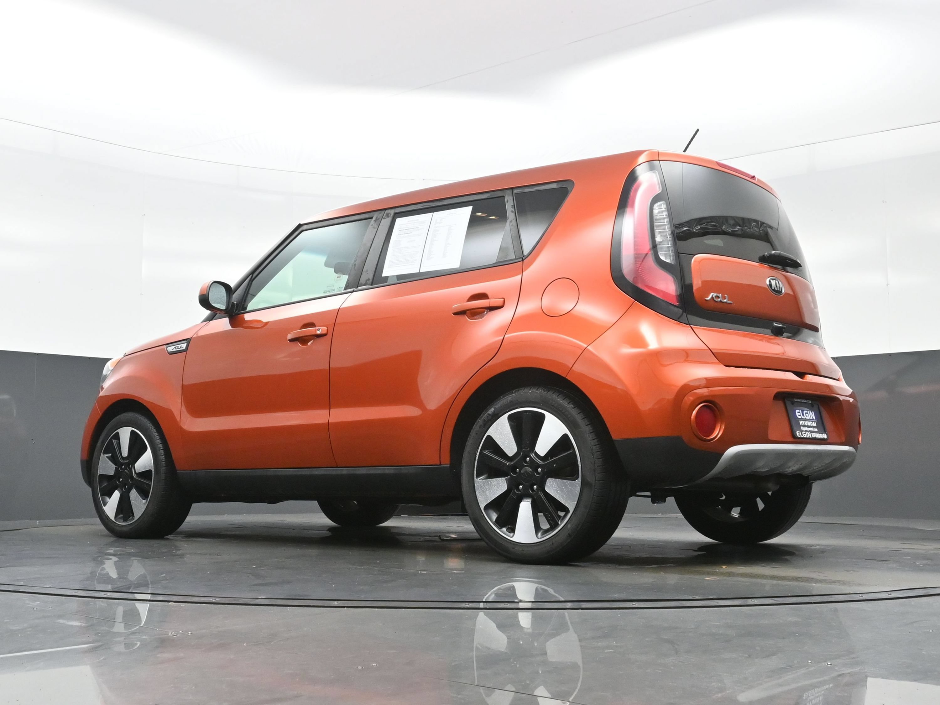 Used 2019 Kia Soul + FWD image 24