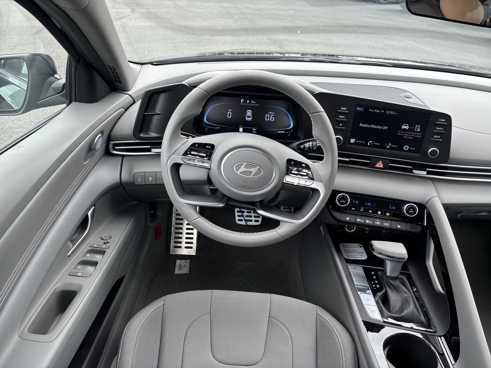 New 2026 Hyundai Elantra SEL Sport Premium FWD image 16