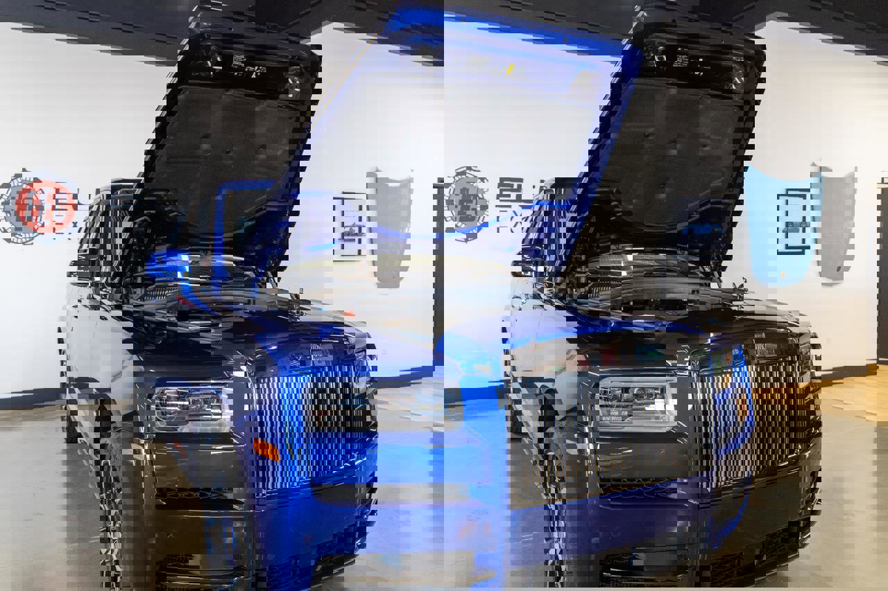 Used 2021 Rolls-Royce Cullinan Black Badge image 38