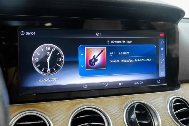Used 2018 Mercedes-Benz E 300 image 33