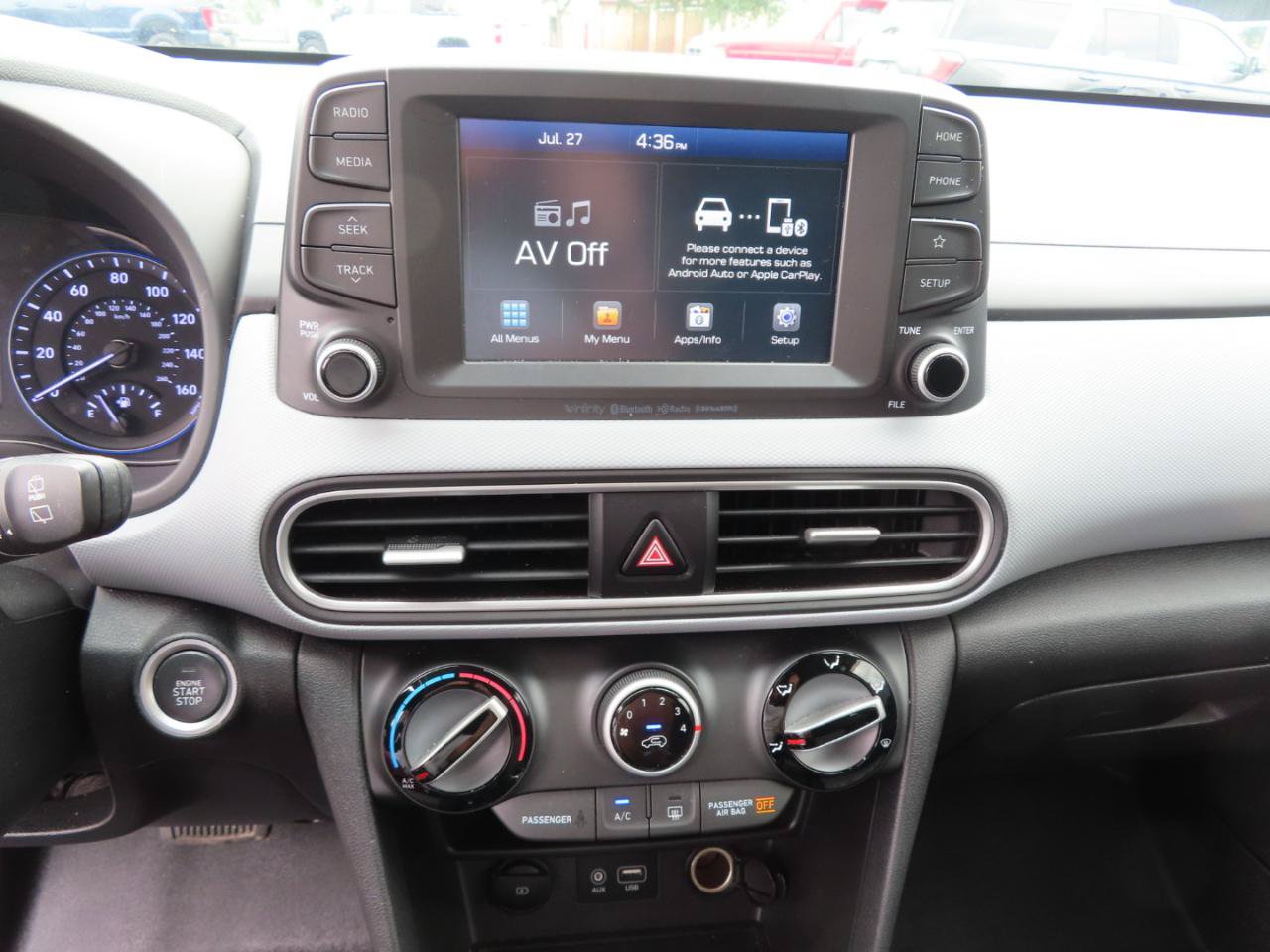 Used 2019 Hyundai Kona SEL w/ SEL Tech Package 02 FWD image 31