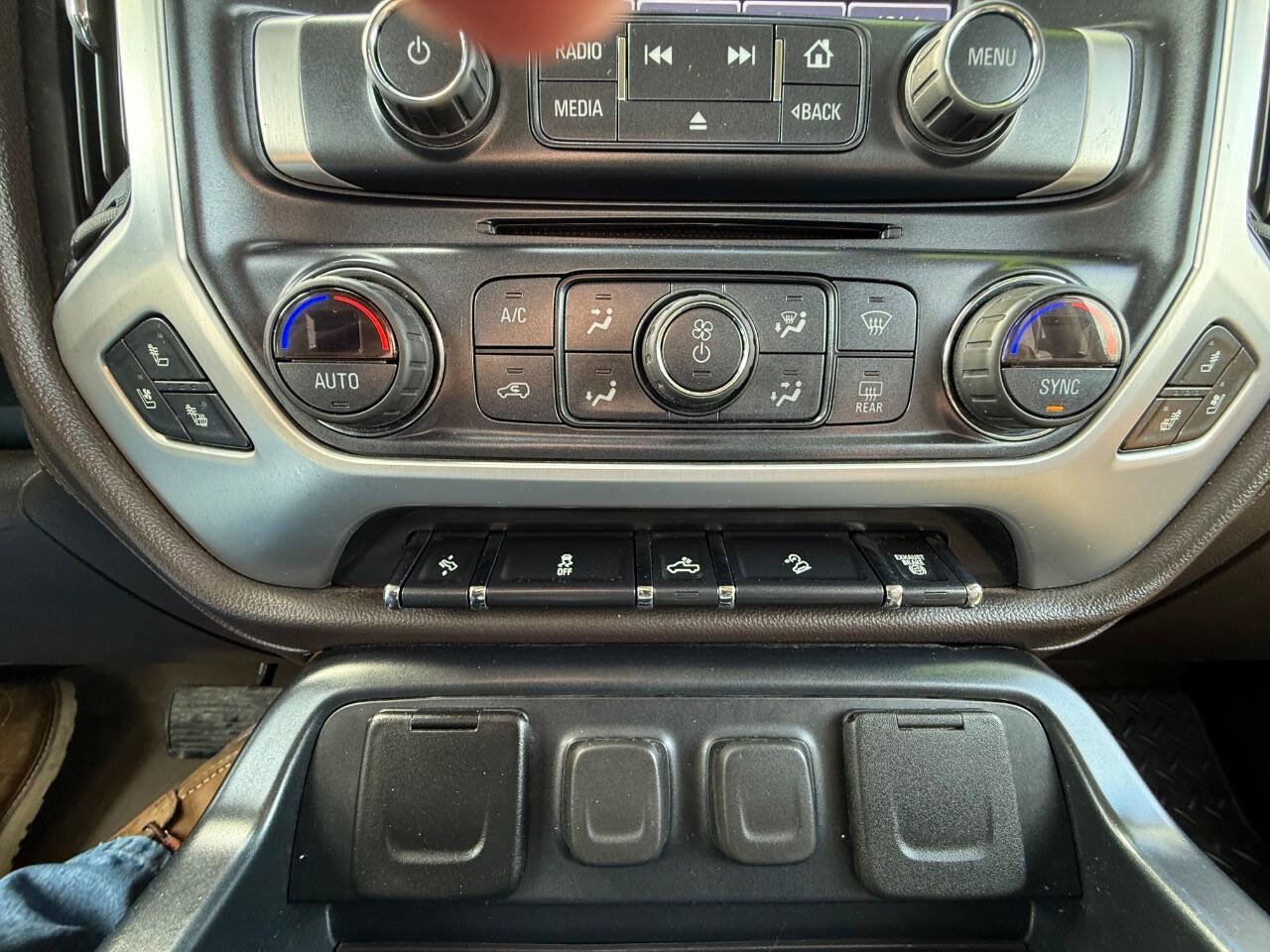 Used 2018 GMC Sierra 2500 SLT image 23