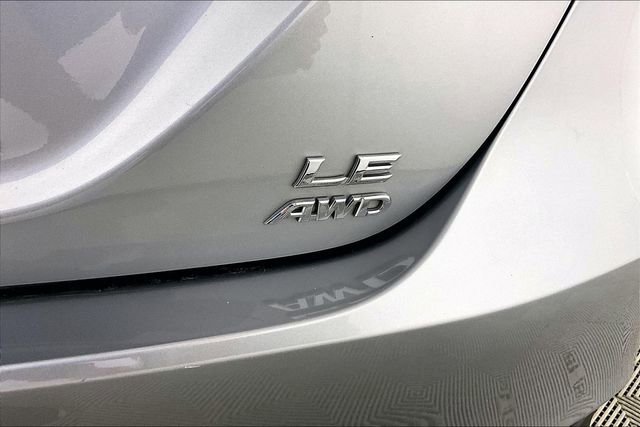 Used 2024 Toyota Camry LE AWD/4WD image 14