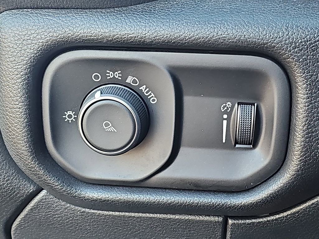 Used 2021 RAM 2500 Tradesman image 25