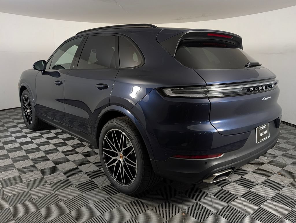 New 2026 Porsche Cayenne AWD/4WD image 3