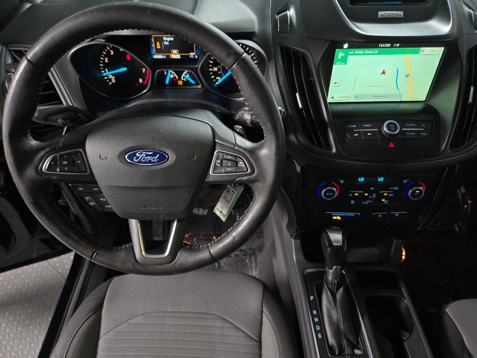 Used 2017 Ford Escape SE w/ Equipment Group 201A FWD image 12