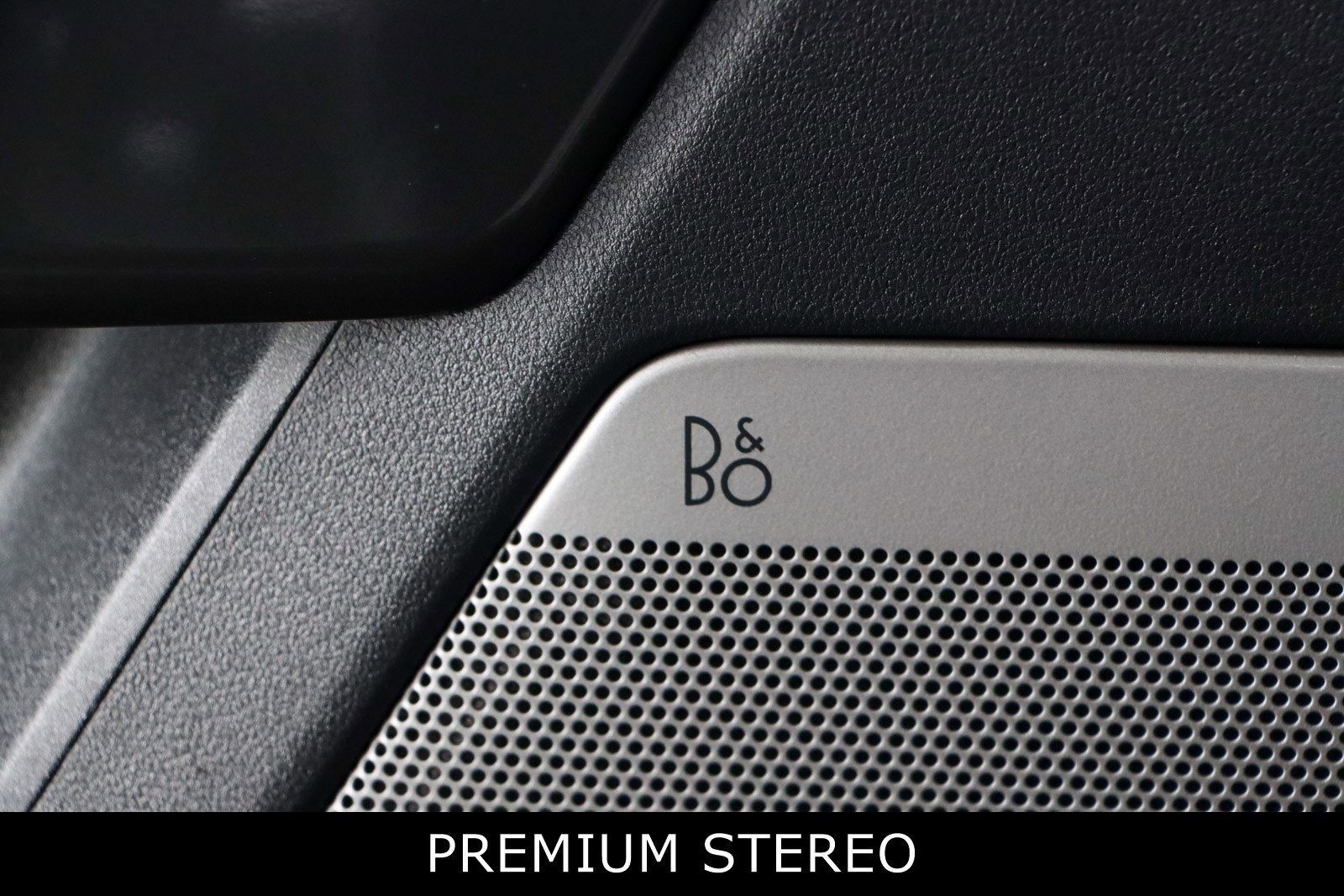 Used 2022 Ford F150 Lariat w/ Equipment Group 502A High image 25