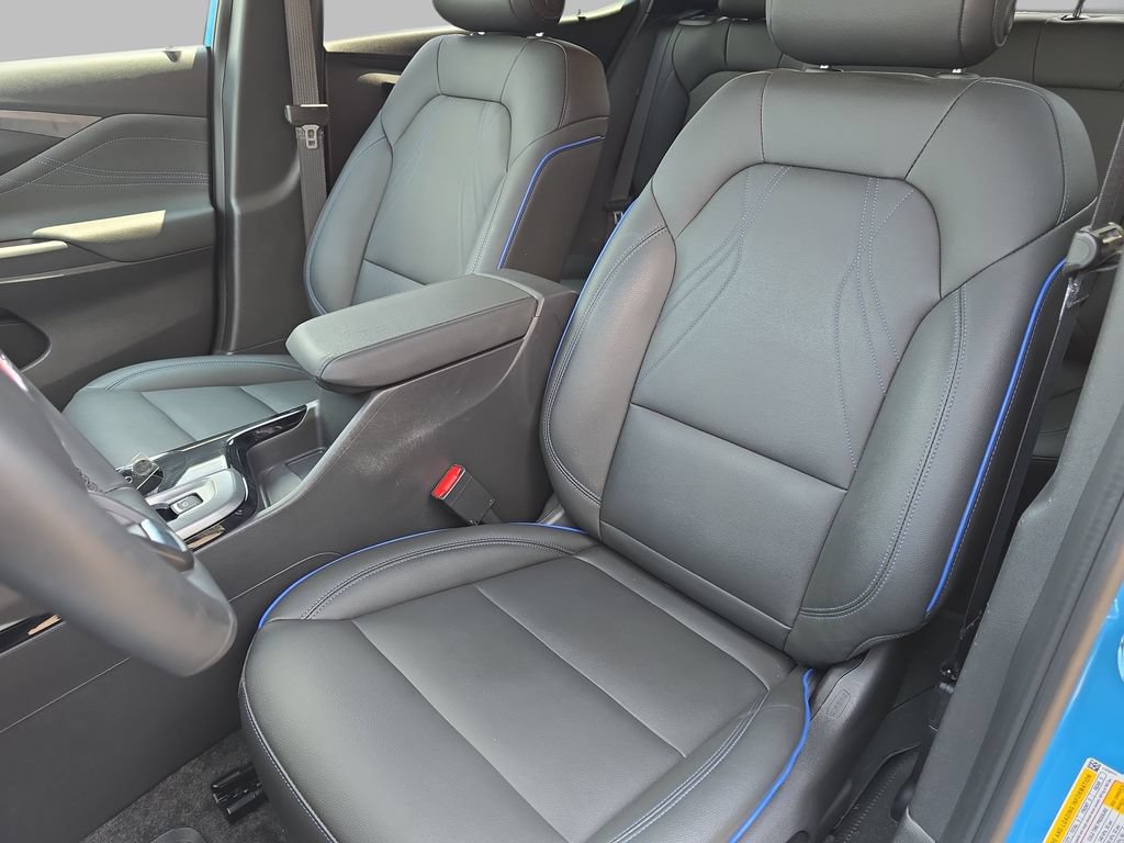 Used 2025 Buick Envista Sport Touring w/ Convenience I Package FWD image 17