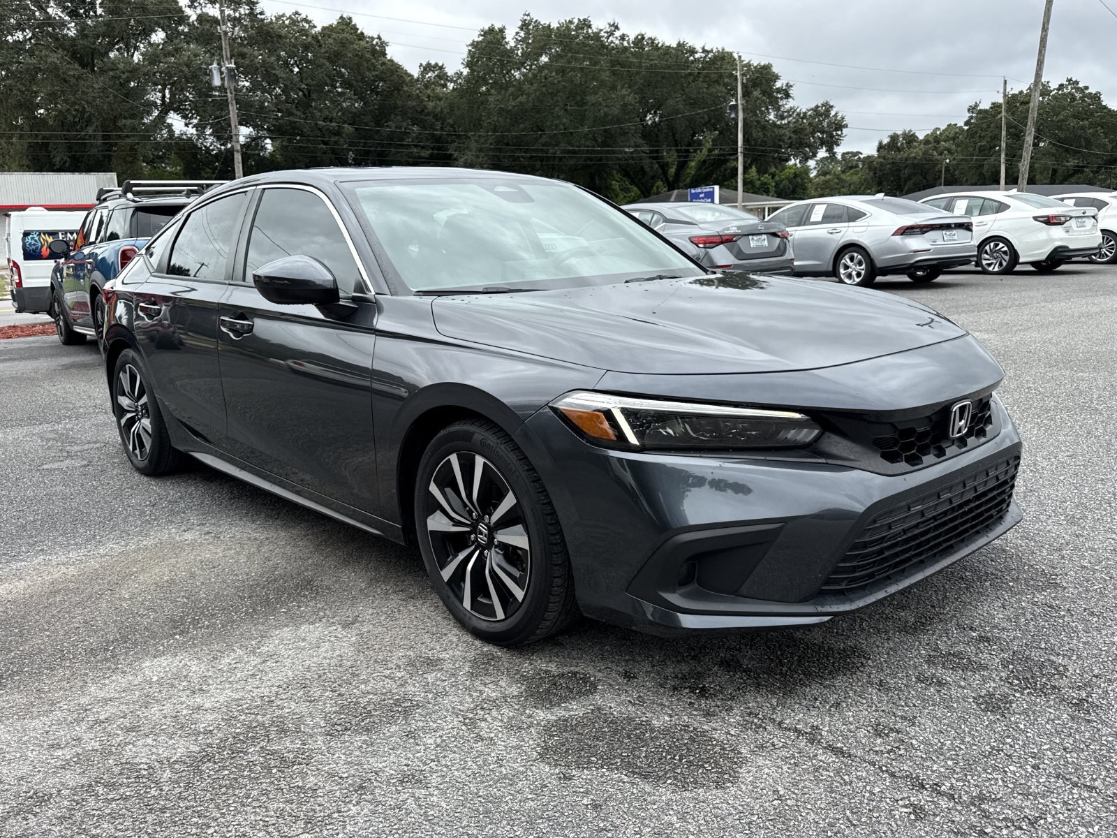 Used 2024 Honda Civic EX-L image 7