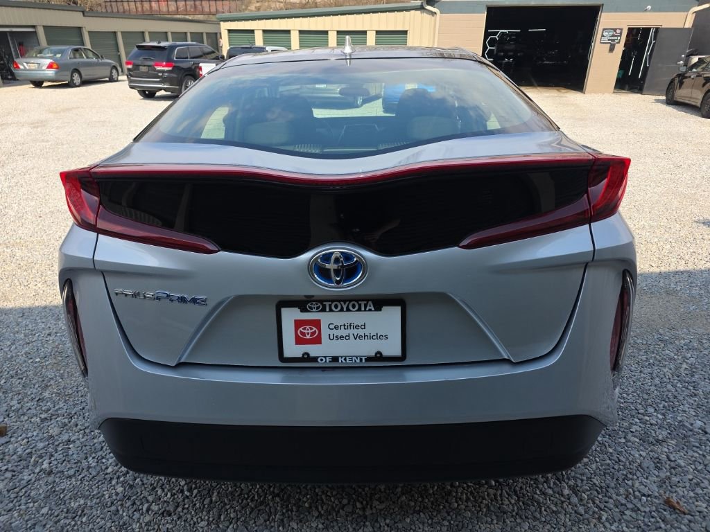 Certified 2018 Toyota Prius Prime Plus image 5