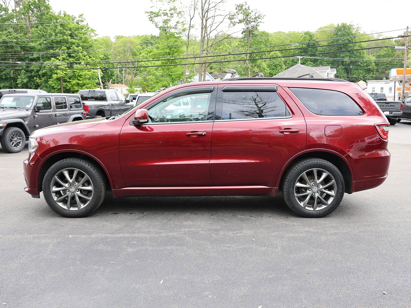 Used 2017 Dodge Durango GT w/ Premium Group AWD/4WD image 4