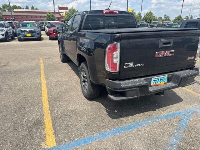 Used 2016 GMC Canyon SLE w/ All Terrain Package AWD/4WD image 4