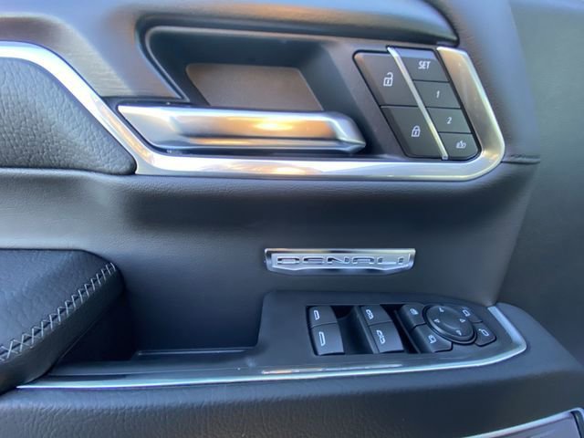 New 2025 GMC Sierra 1500 Denali w/ Denali Reserve Package image 13