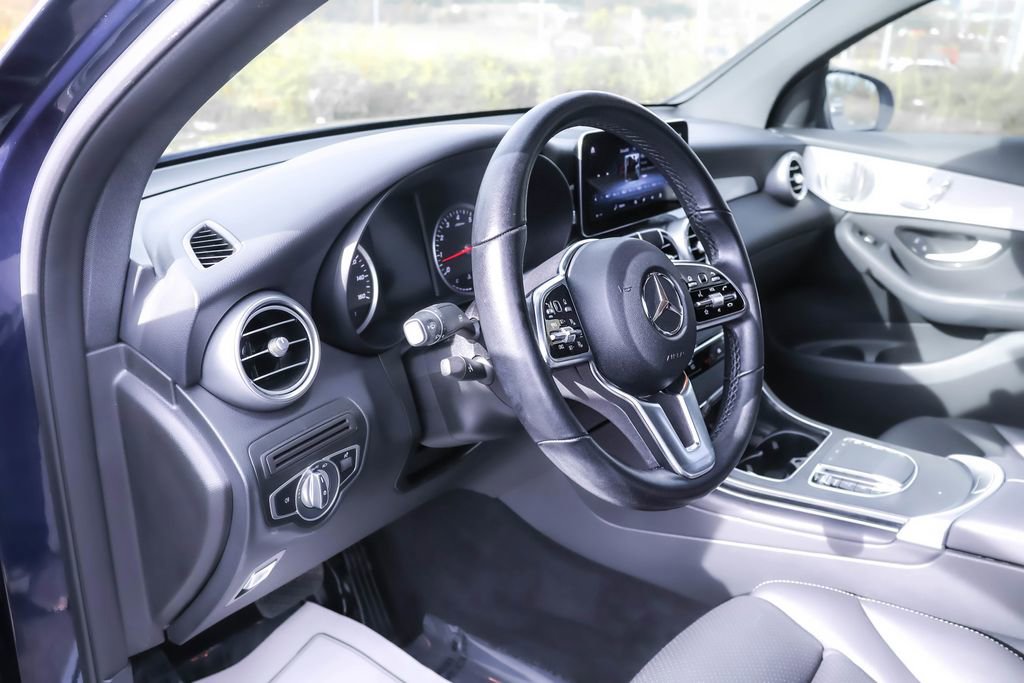 Used 2021 Mercedes-Benz GLC 300 4MATIC Coupe image 13