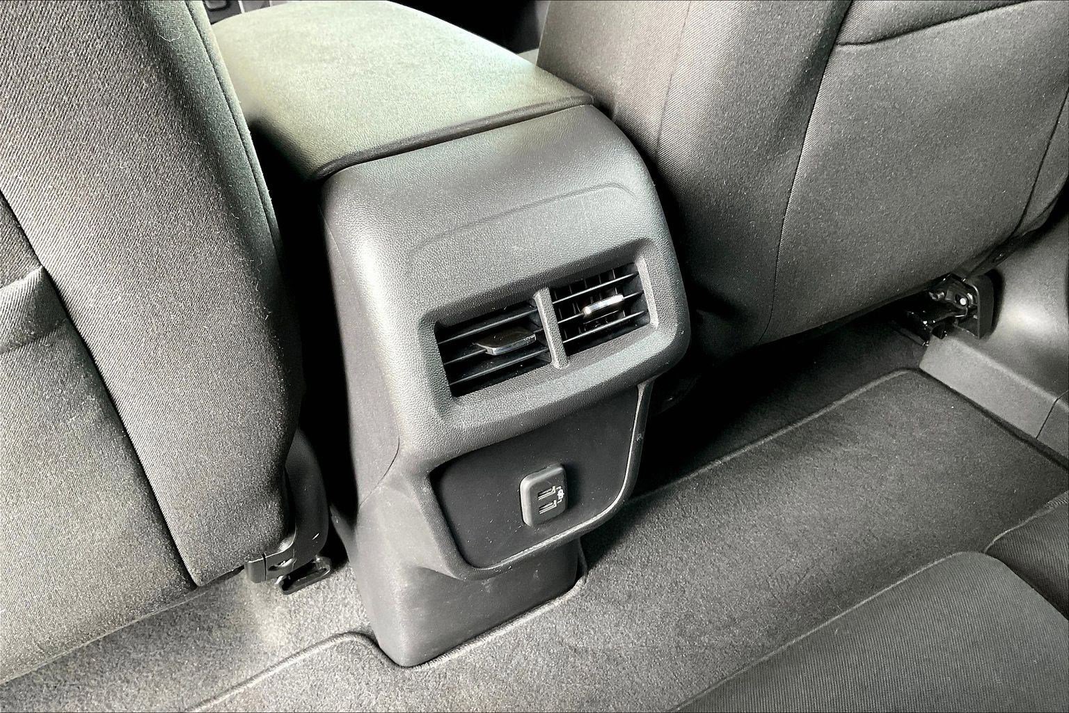 Used 2020 Chevrolet Equinox LT image 11