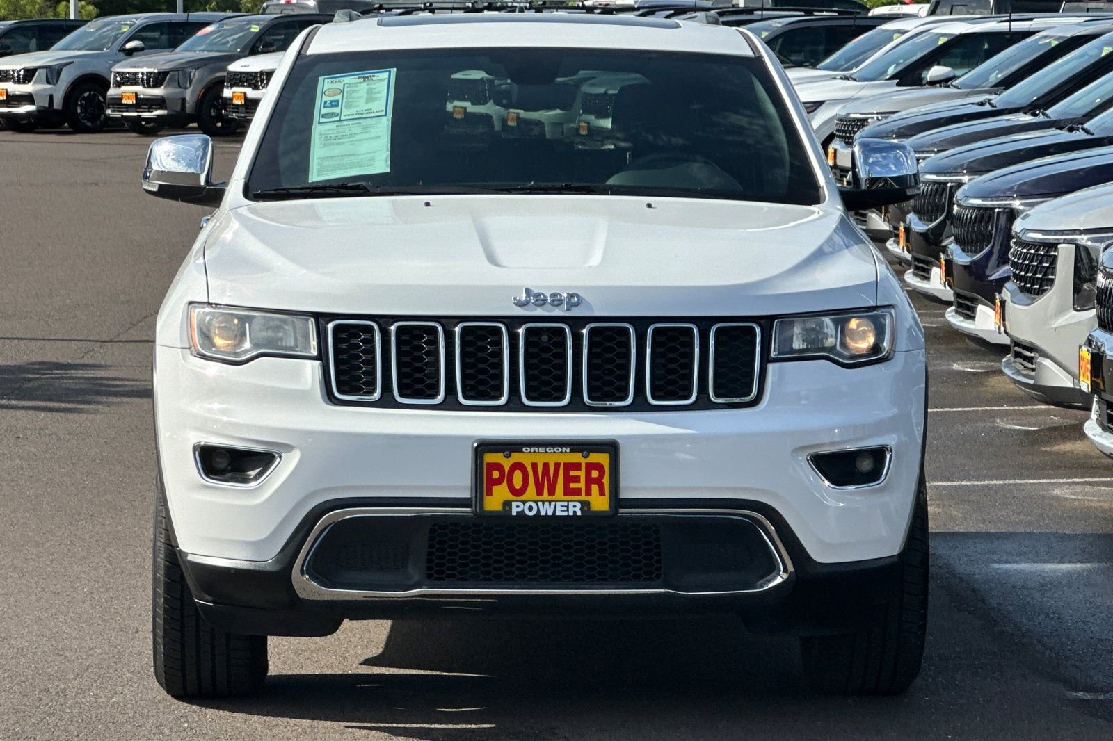 Used 2018 Jeep Grand Cherokee Limited w/ Trailer Tow Group IV AWD/4WD image 9