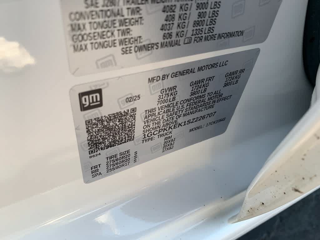 Certified 2025 Chevrolet Silverado 1500 LT AWD/4WD image 30