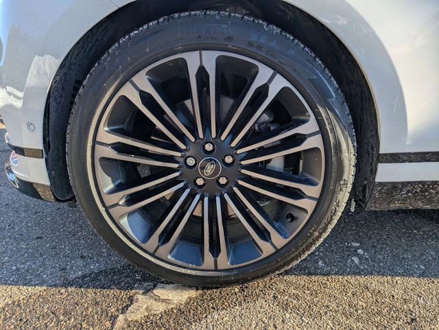 Used 2026 Land Rover Range Rover Velar Dynamic SE image 21