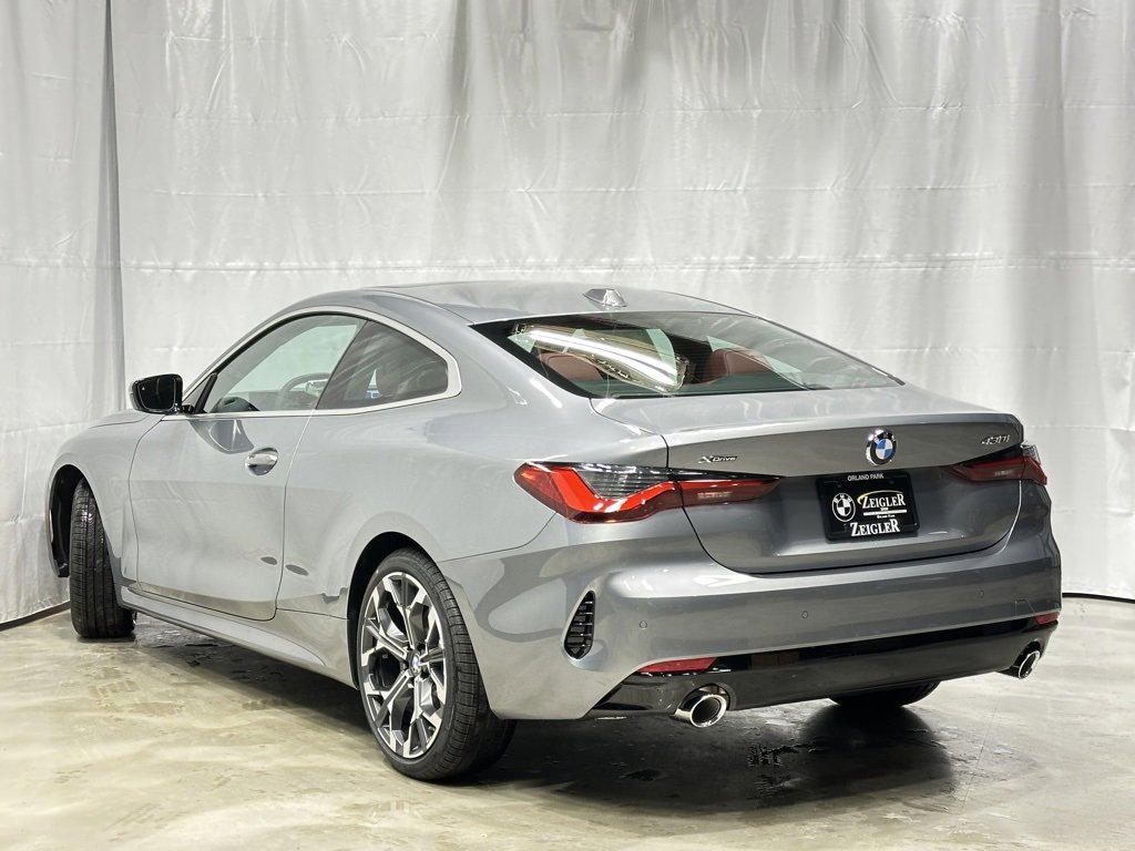 Used 2025 BMW 430i xDrive Coupe w/ Convenience Package image 5