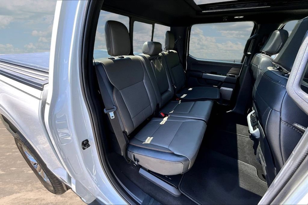 Used 2024 Ford F150 Lariat w/ Tow/Haul Package AWD/4WD image 28
