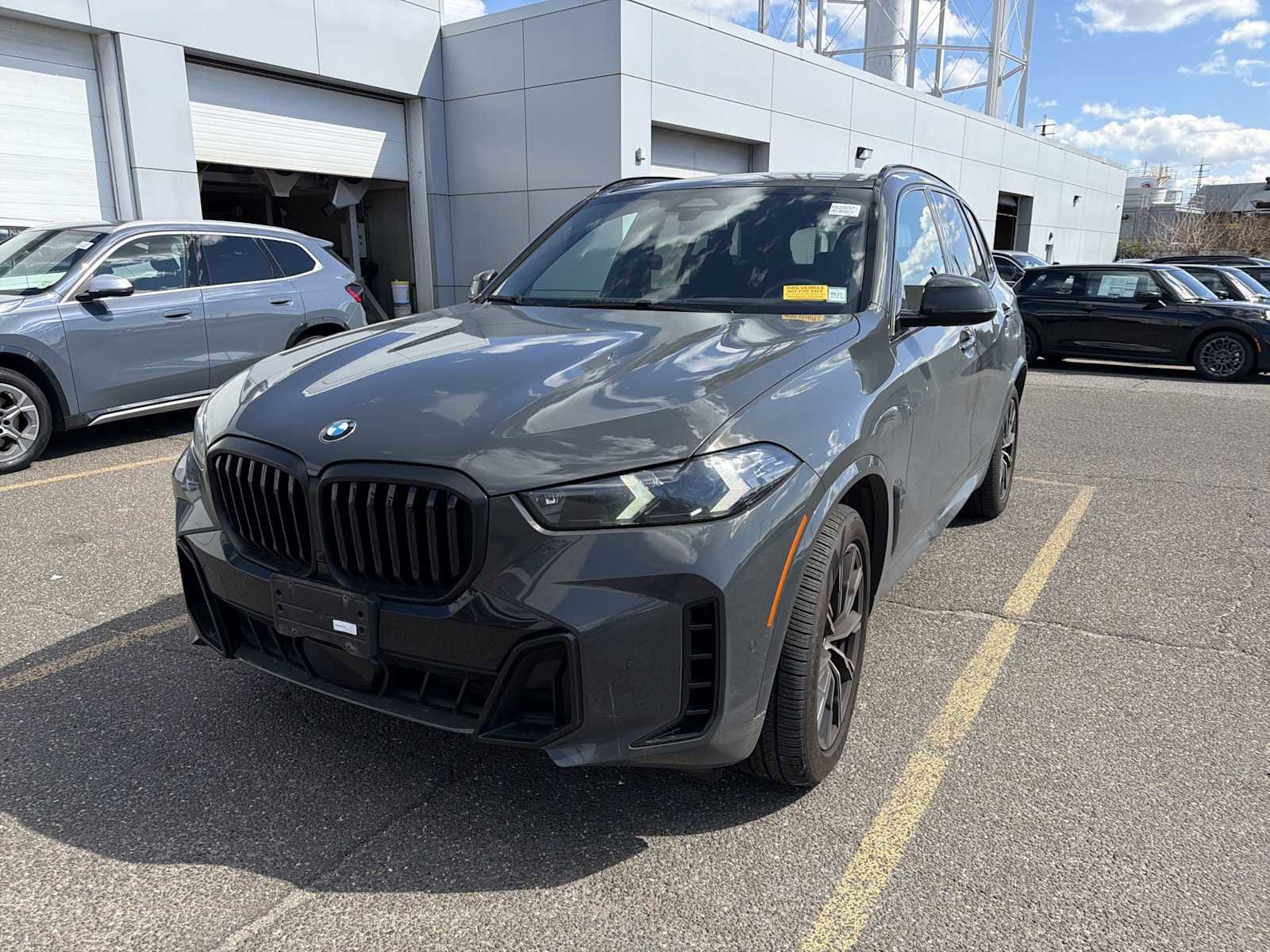 Certified 2024 BMW X5 xDrive40i w/ M Sport Package image 3