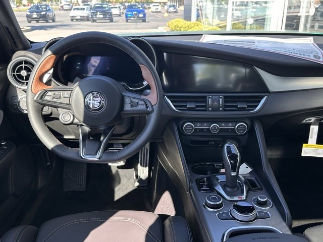New 2025 Alfa Romeo Giulia AWD w/ Driving Assist Package image 10