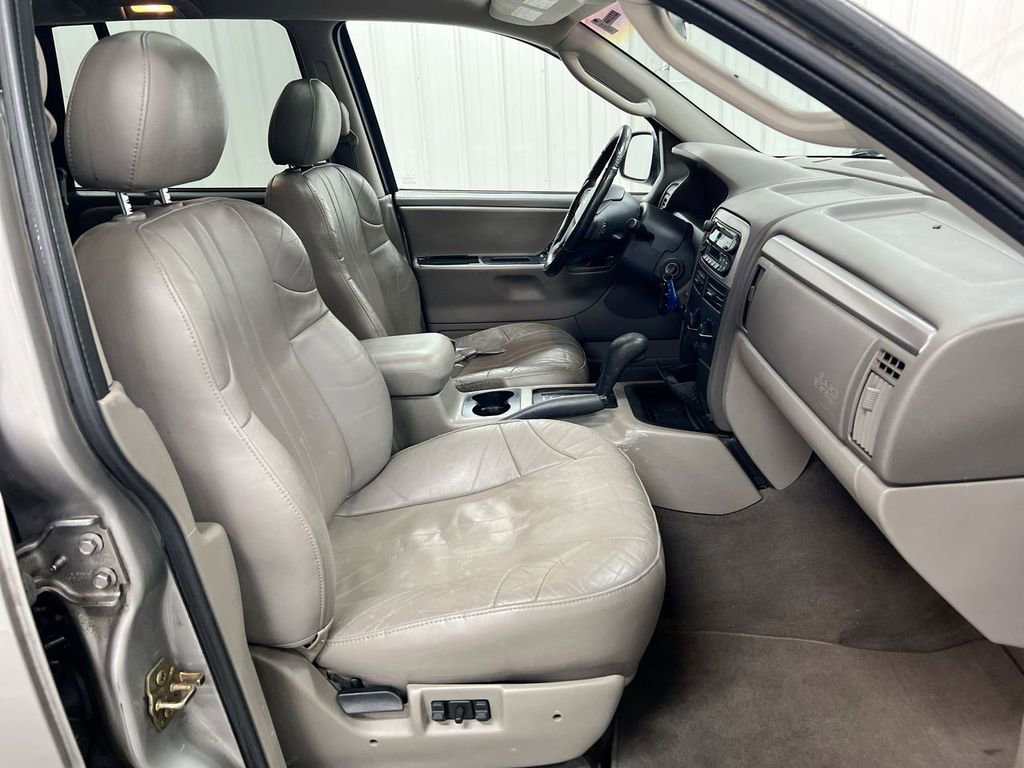 Used 2002 Jeep Grand Cherokee Sport image 20