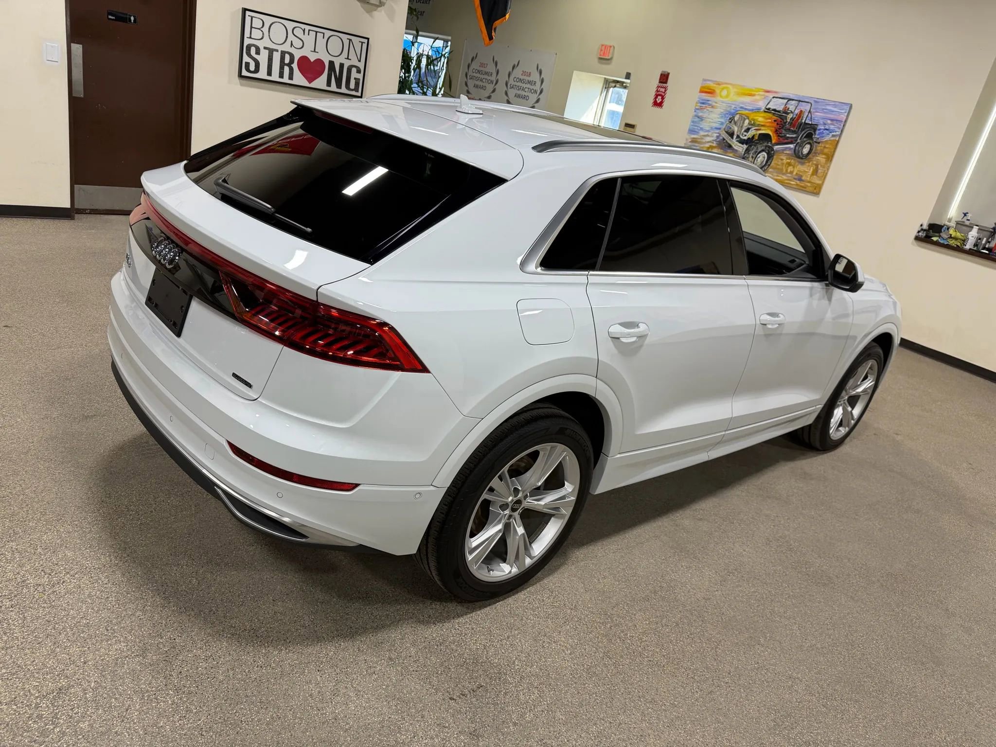 Used 2023 Audi Q8 Premium w/ Convenience Package image 15