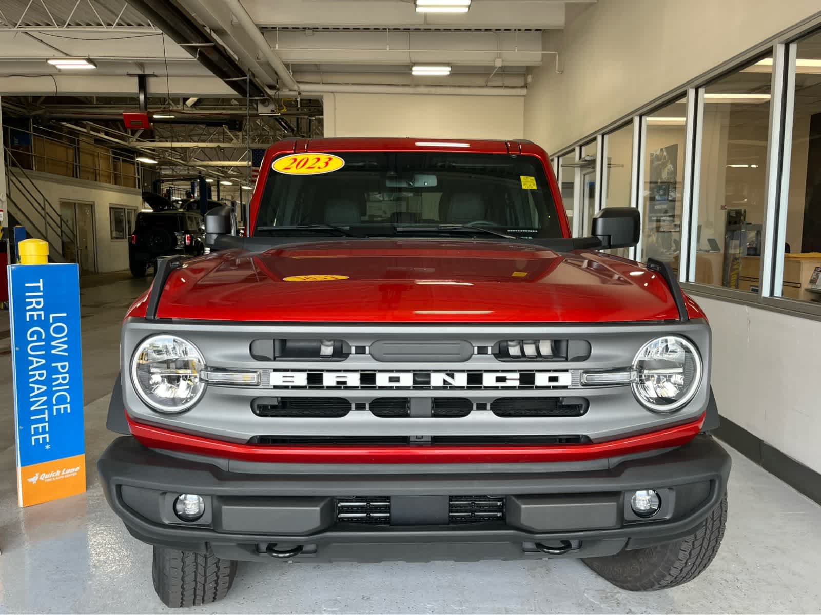 Used 2023 Ford Bronco Big Bend AWD/4WD image 4