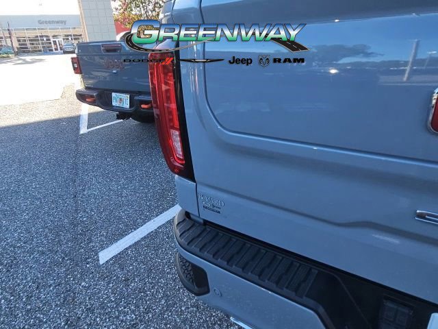 Used 2024 GMC Sierra 1500 AT4 w/ Technology Package AWD/4WD image 25