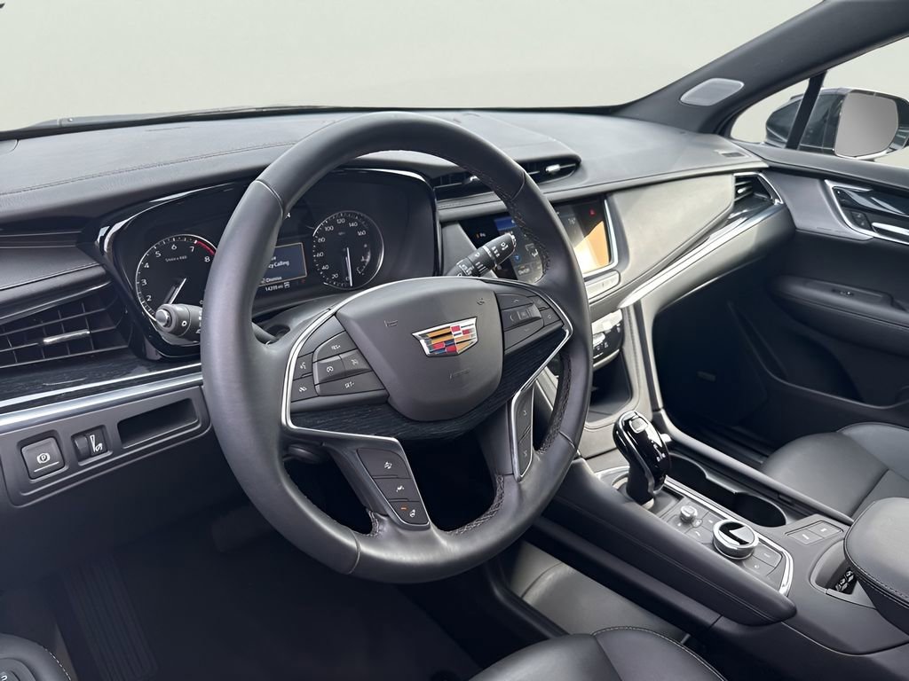 Certified 2025 Cadillac XT5 Premium Luxury image 22