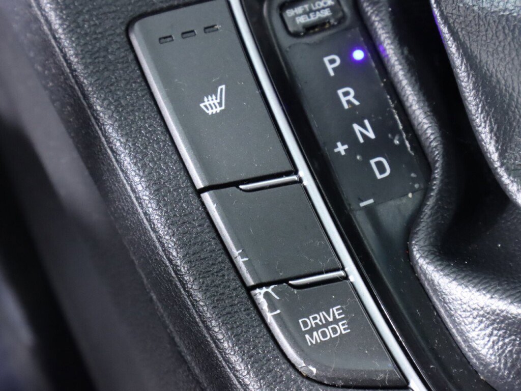 Used 2018 Hyundai Elantra GT w/ Style Package 02 FWD image 28
