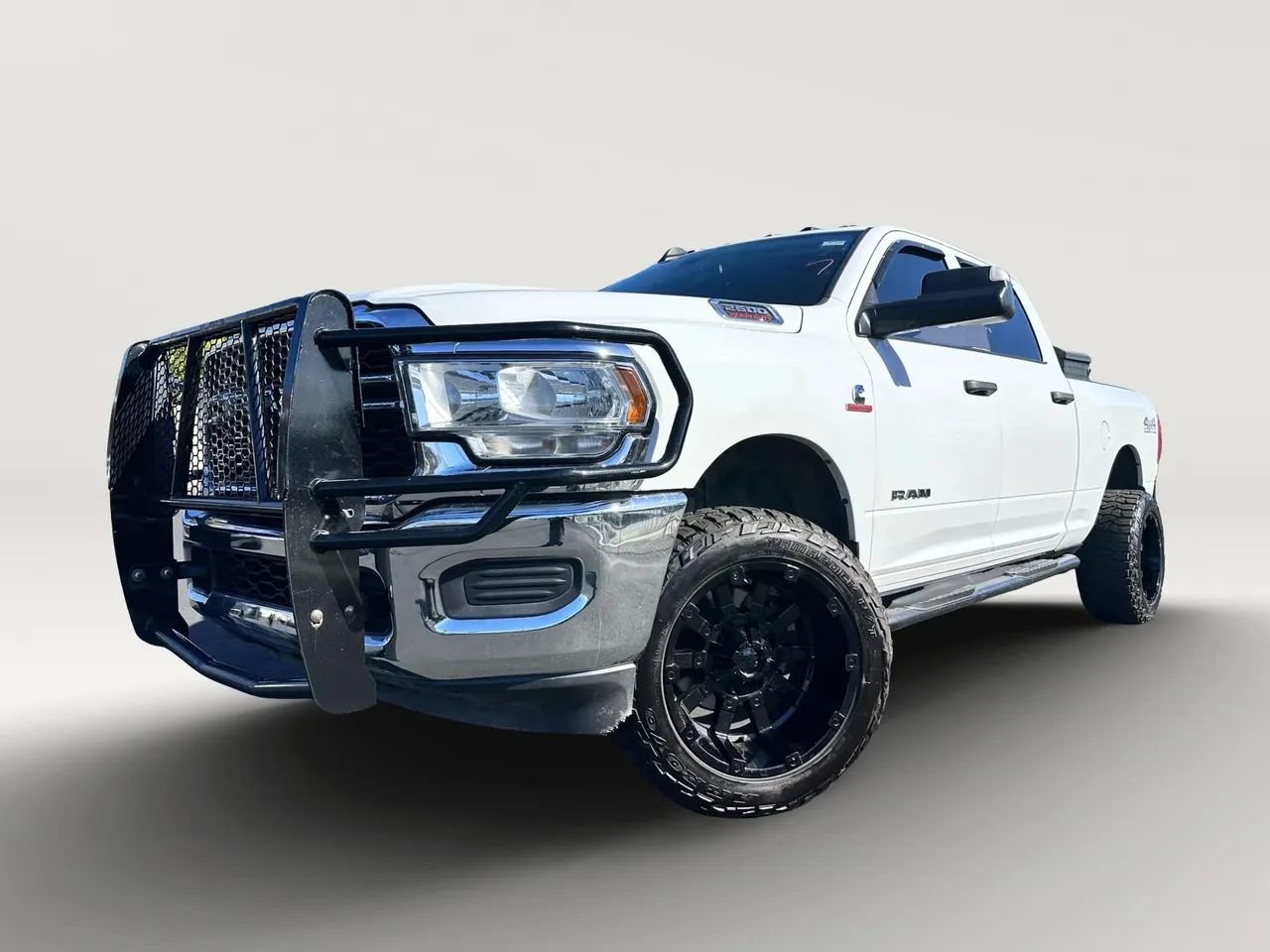 Used 2020 RAM 2500 Tradesman w/ Chrome Appearance Group AWD/4WD image 1