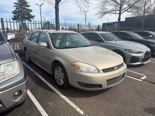 Used 2010 Chevrolet Impala LT w/ Luxury Edition Package FWD image 3