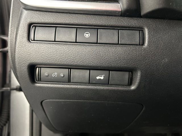 Used 2021 Nissan Rogue SL w/ Premium Package AWD/4WD image 11