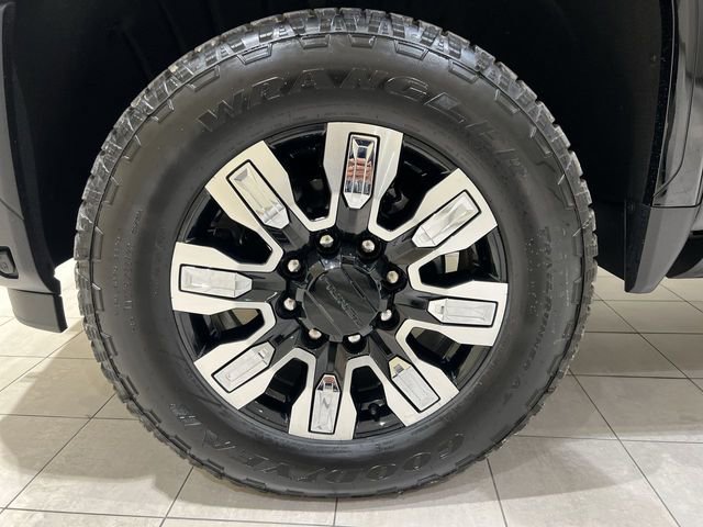 Certified 2025 GMC Sierra 3500 Denali w/ Denali Reserve Package image 30