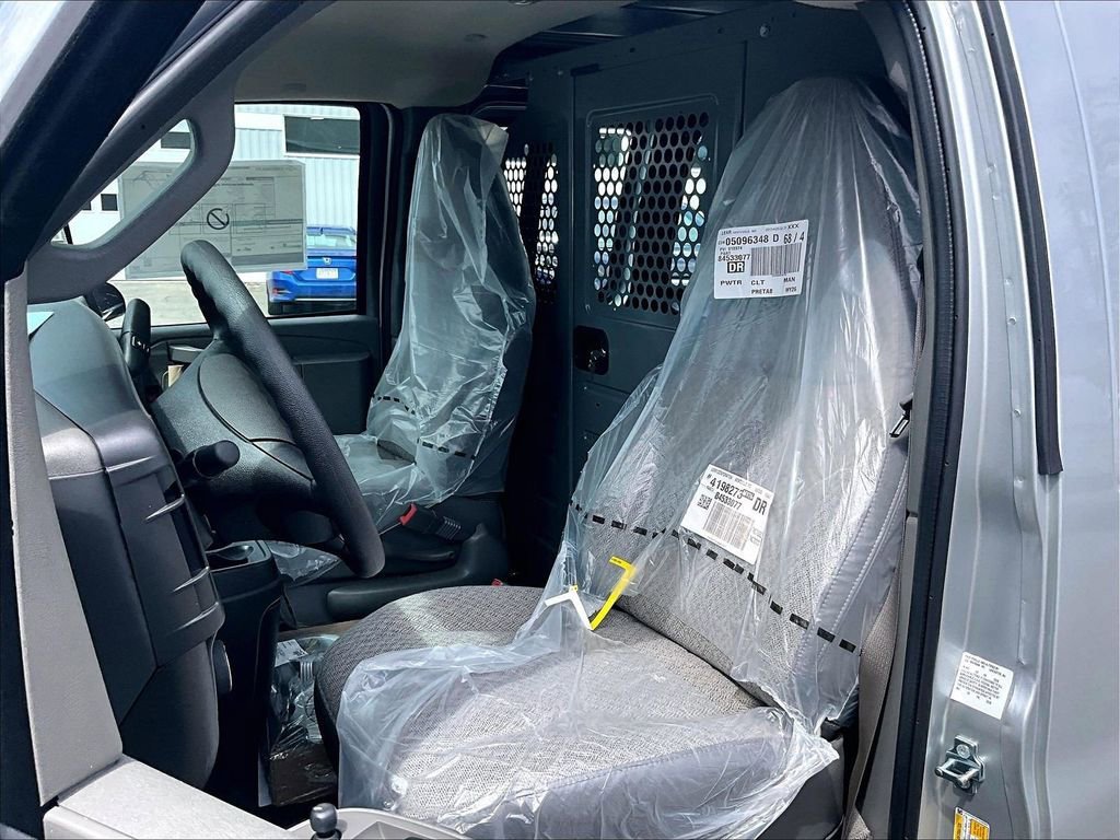 New 2026 Chevrolet Express 2500 w/ Driver Convenience Package RWD image 11