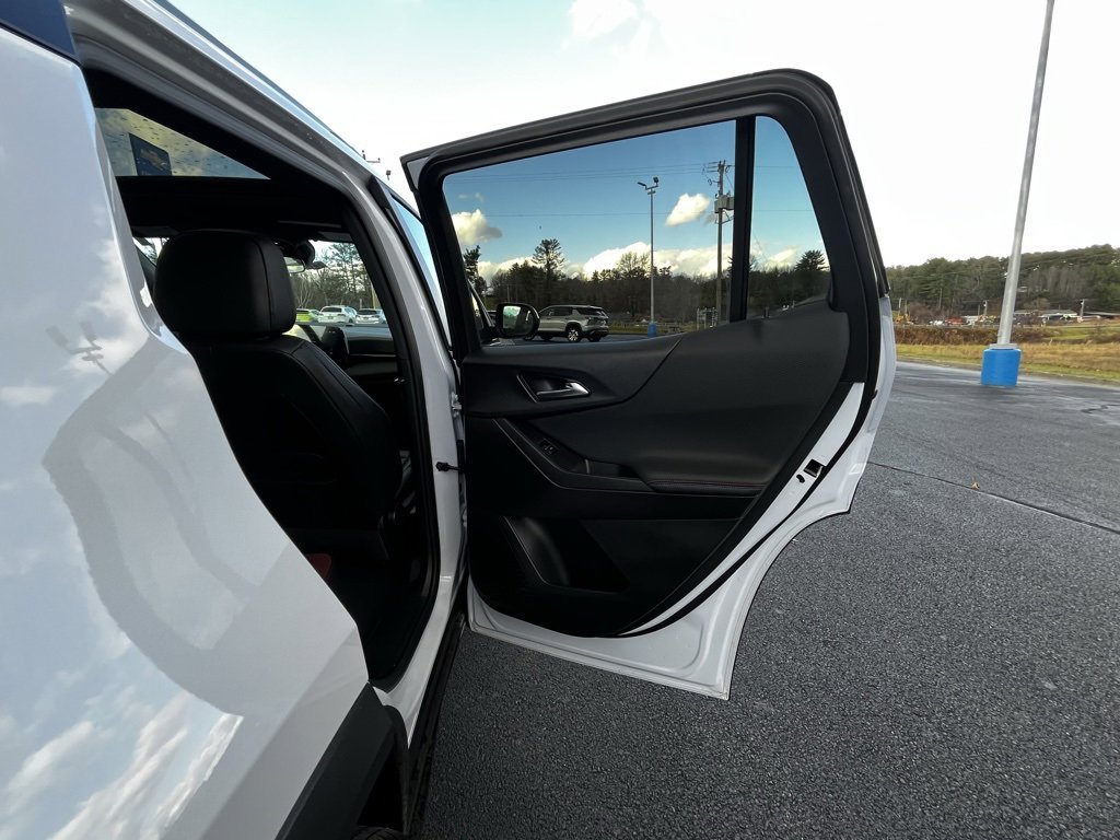 New 2026 Chevrolet Equinox RS image 19