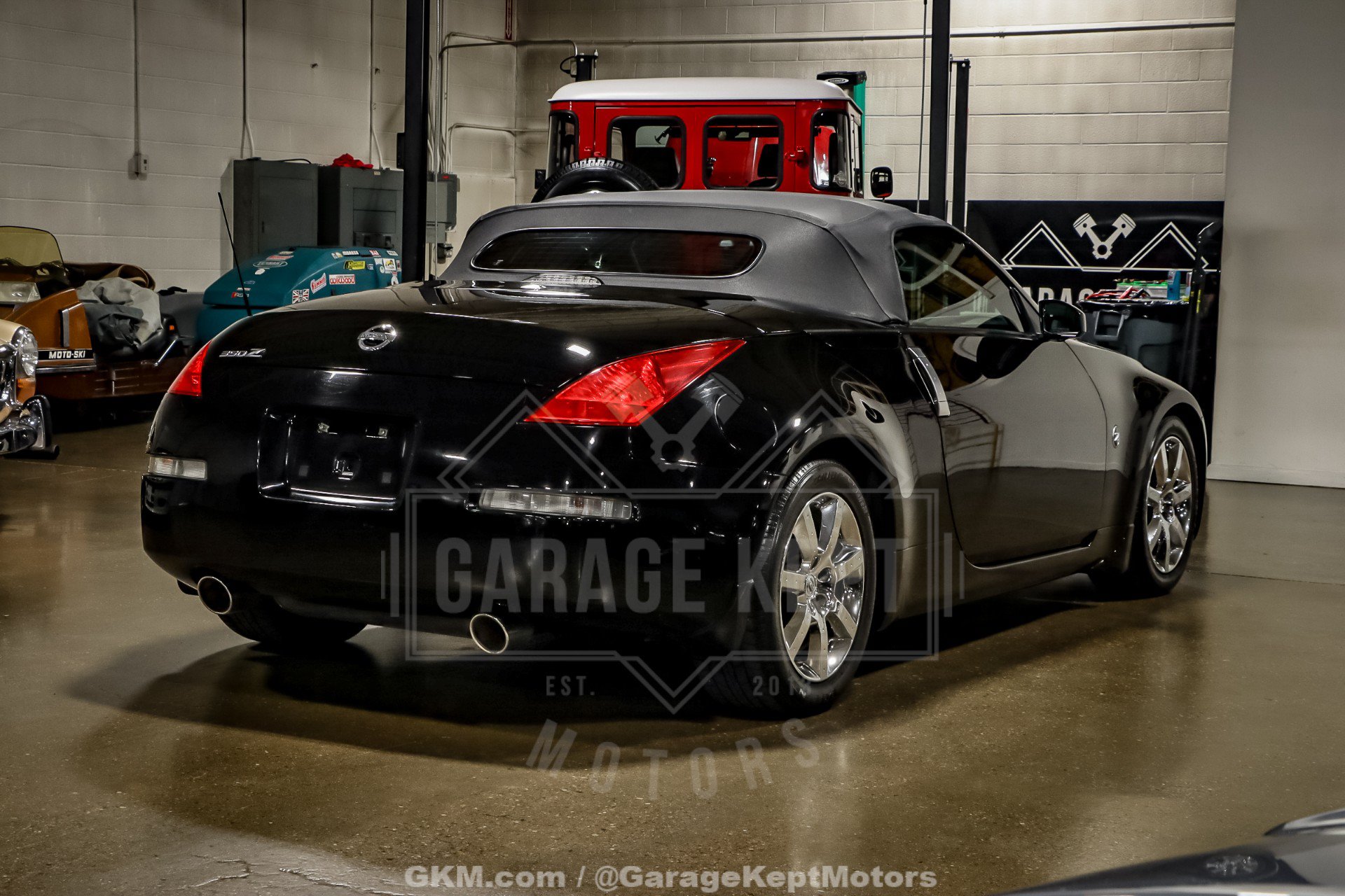 Used 2004 Nissan 350Z Touring RWD image 16