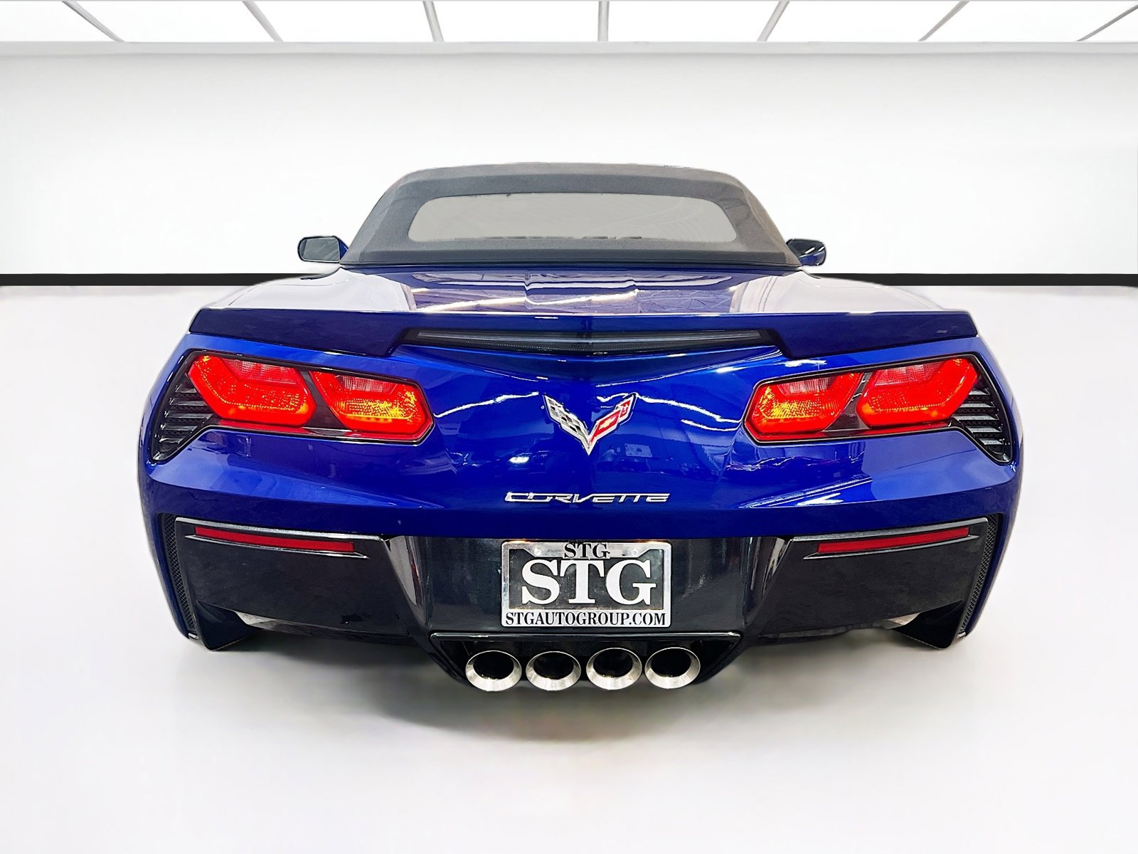 Used 2016 Chevrolet Corvette Stingray Convertible w/ 2LT Preferred Equipment Group RWD image 5