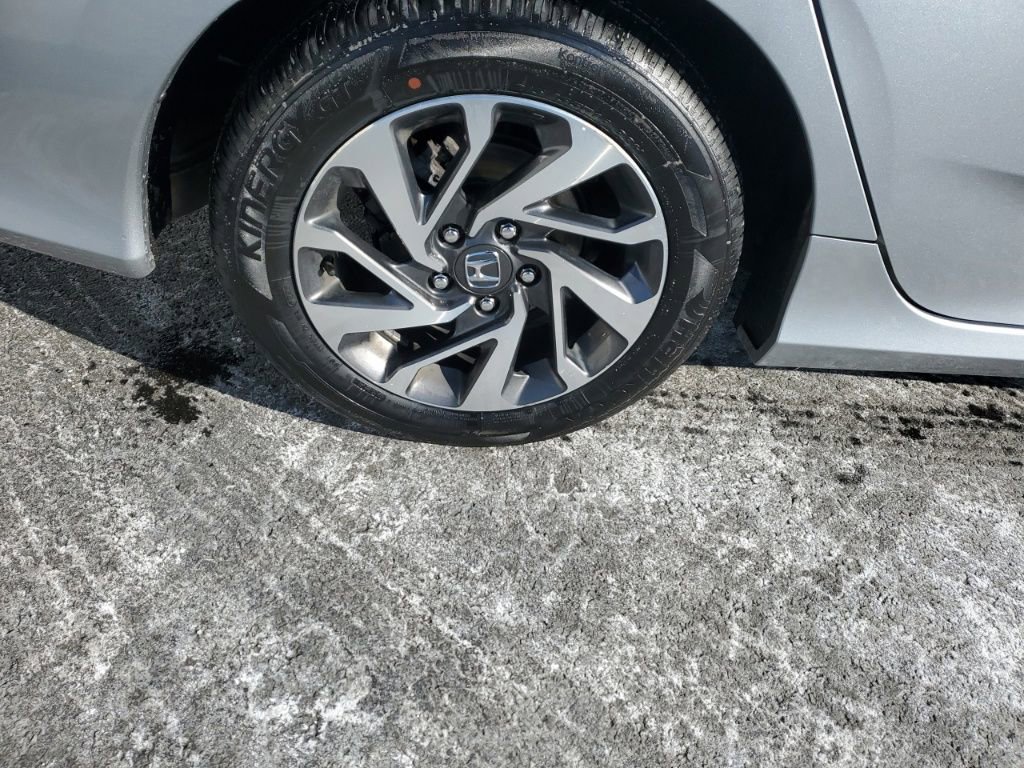 Used 2017 Honda Civic EX image 8