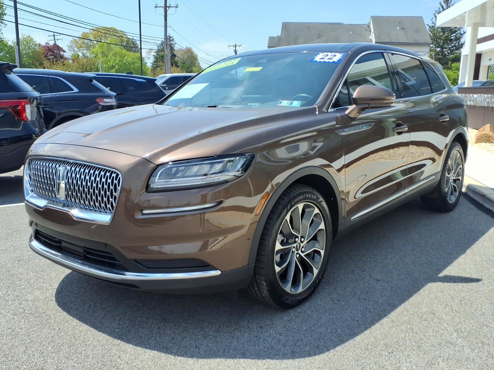 Certified 2022 Lincoln Nautilus Reserve w/ Equipment Group 201A AWD/4WD image 8