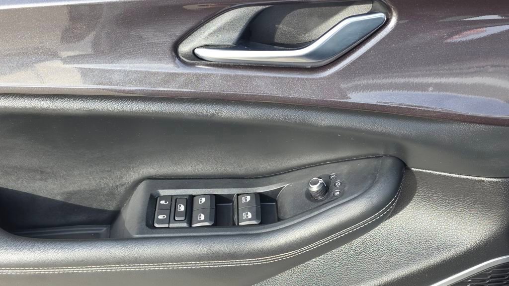 Used 2022 Jeep Grand Cherokee Altitude image 24