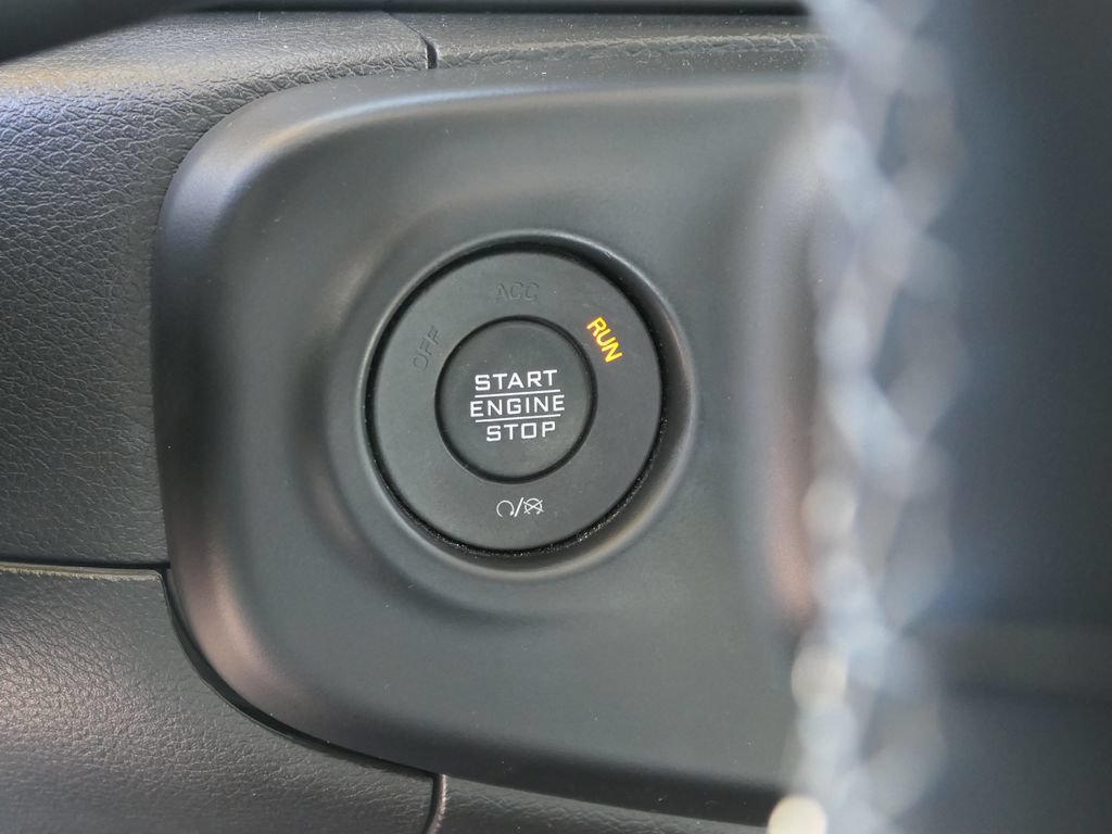 Used 2023 Jeep Wrangler Unlimited Sahara w/ LED Lighting Group AWD/4WD image 16