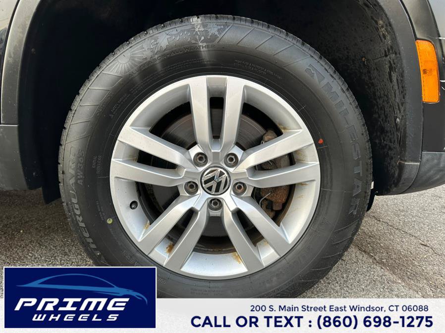 Used 2013 Volkswagen Tiguan S AWD/4WD image 27