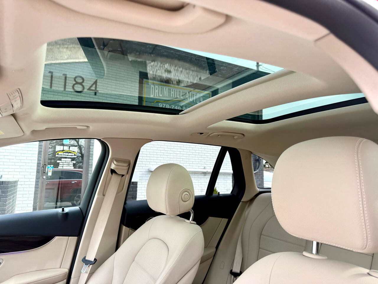 Used 2020 Mercedes-Benz GLC 300 4MATIC image 20