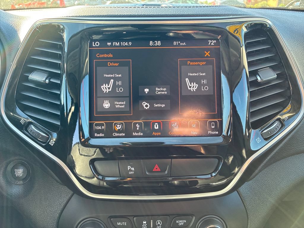 Used 2019 Jeep Cherokee Limited AWD/4WD image 30