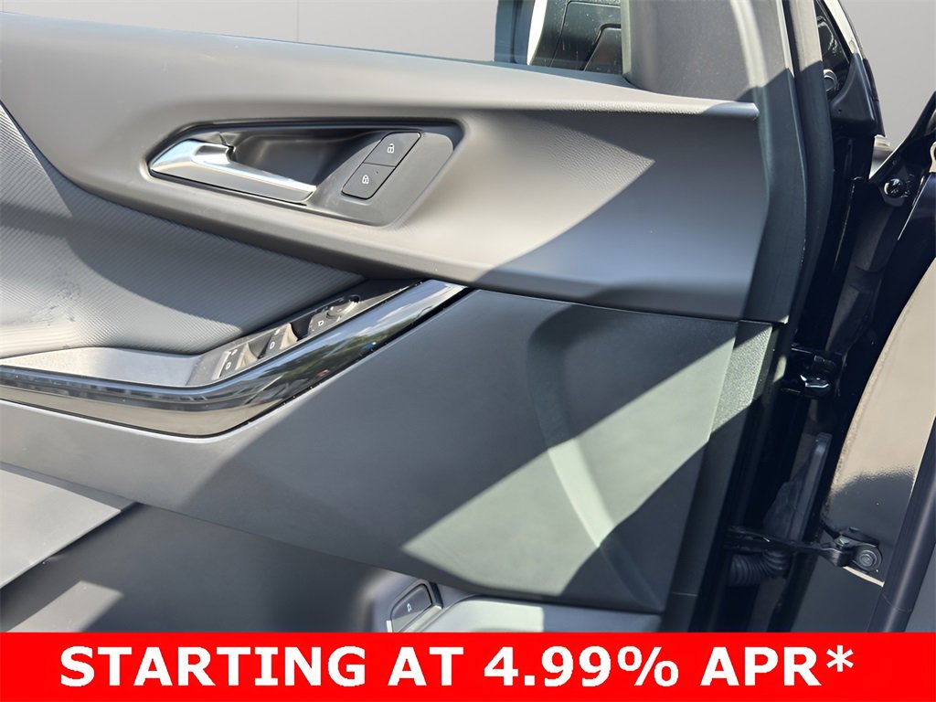 New 2026 Chevrolet Equinox LT w/ Convenience Package II image 17