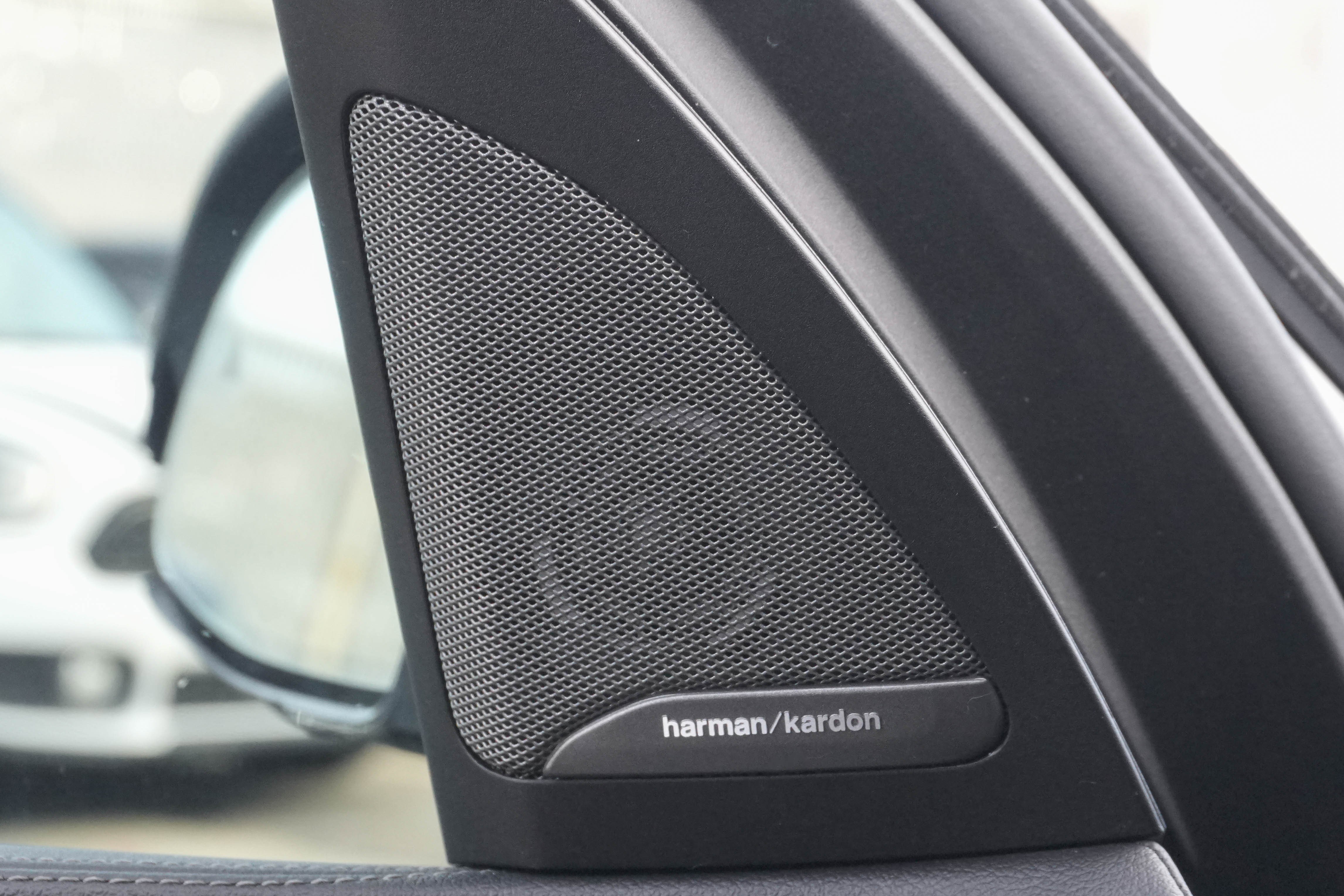 Used 2020 BMW X5 xDrive40i w/ Executive Package image 34